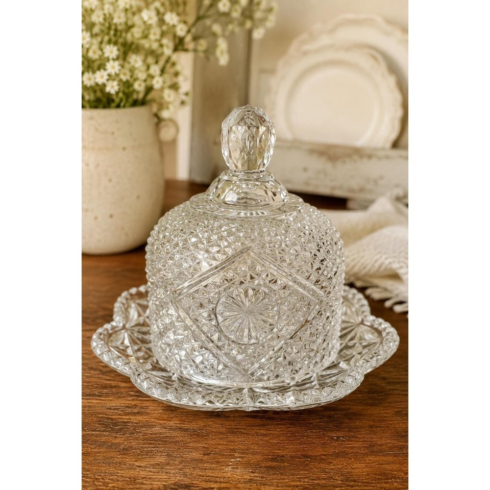 Vintage‎ NOVA Pressed Glass Covered Butter Dish Starburst Pattern Serving Dish